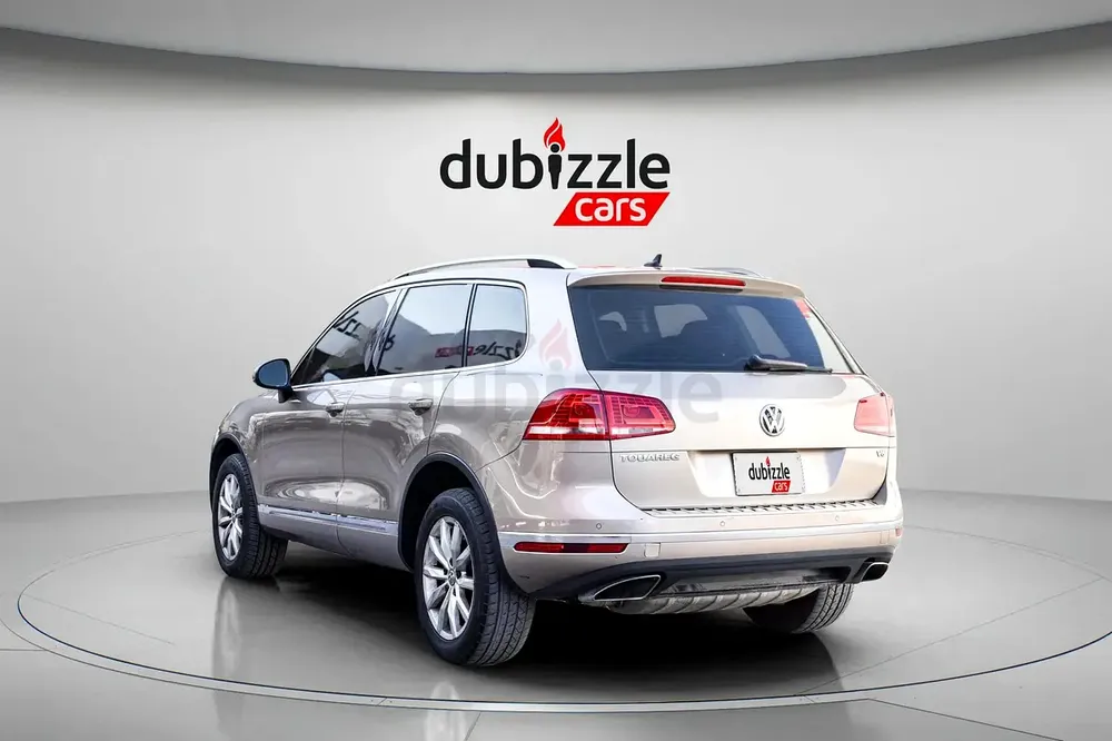 AED 684/month | 2018 Volkswagen Touareg SE | GCC Specs | Ref#404205 - Image 8