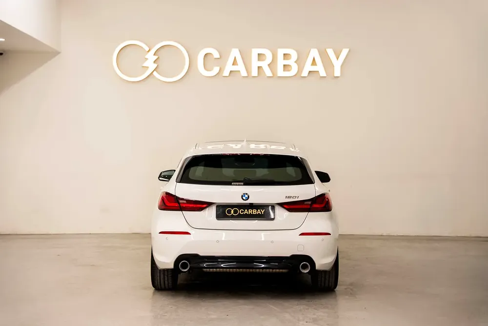 AED 1707 PM | BMW 120i 2024 | NEW SHAPE | BRAND NEW CONDITION | 1 YEAR WARRANTY - Image 5