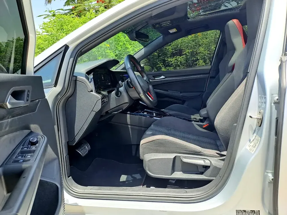 1,456-MONTHLY | 2.0 TURBO GOLF GTI P1 | PANORAMIC SUNROOF | WARRANTY - Image 10