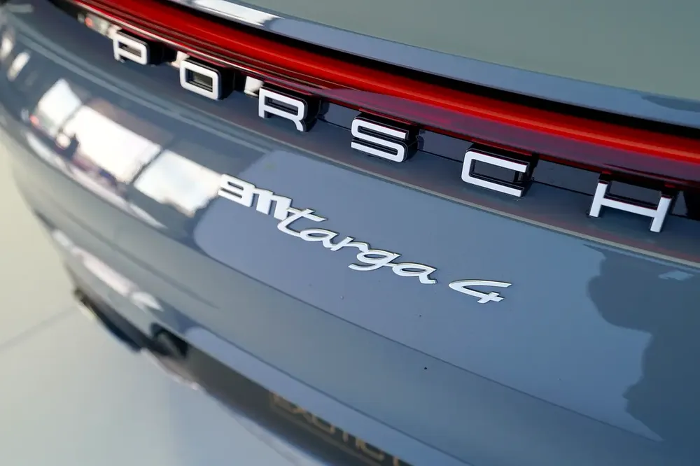 WARRANTY JUN 2027 | 911 TARGA 4 | NARDO GREY - Image 12
