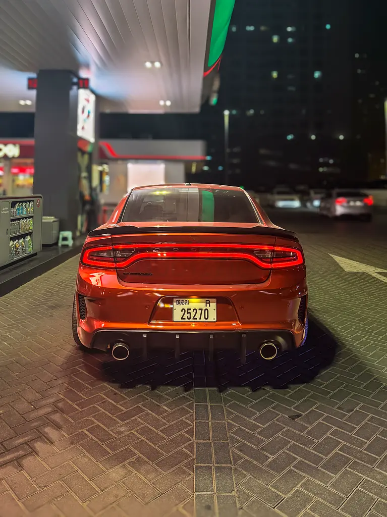 2020 Dodge Charger SXT Plus - Canadian Specs - Well Maintained - Image 4