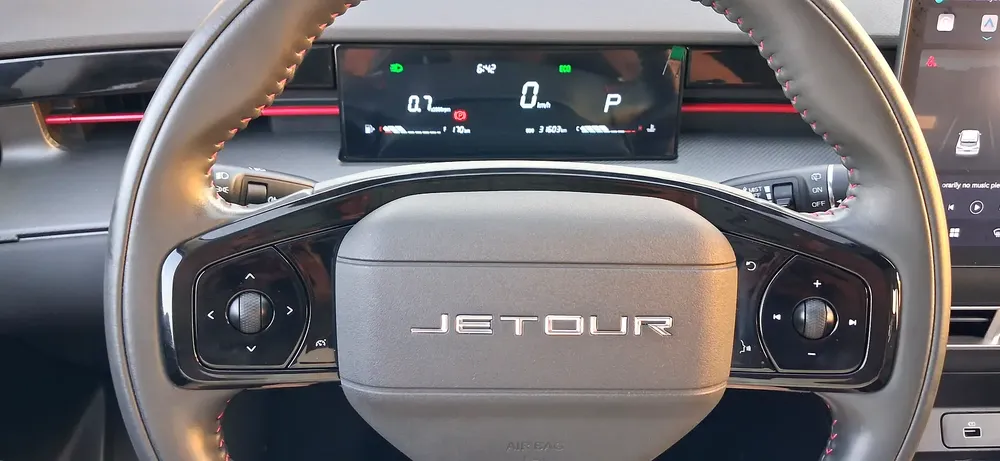 JETOUR DASHING 1.5L TURBO 2025 FULL OPTION GCC FULL SERVICE+ 6 YEAR WARRANTY +ORGINAL PAINT 100% - Image 18
