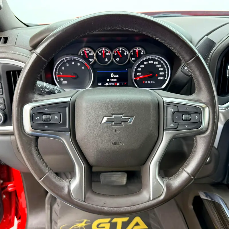 2021 Chevrolet Silverado LT Trail Boss, 1 Year Unlimited Km Warranty, Full Service History, GCC - Image 7