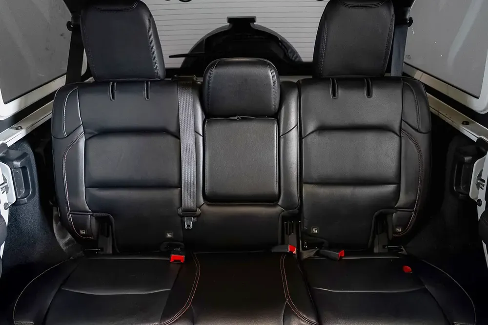 AED 3,166 / 60 months | 0% DP | 2023 Jeep Wrangler Rubicon Unlimited / FSH - Image 13