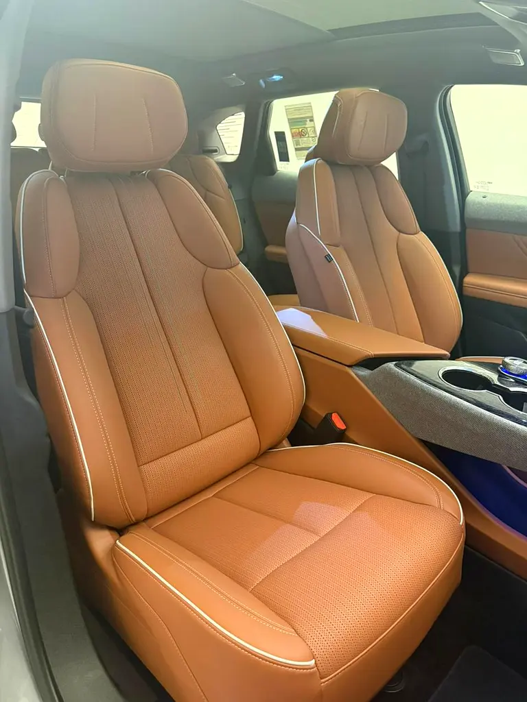 2025 Cadillac Optiq Luxury - GCC Specs - Brand New - Image 13