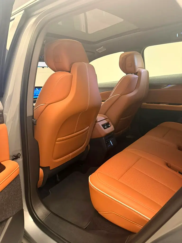 2025 Cadillac Optiq Luxury - GCC Specs - Brand New - Image 14
