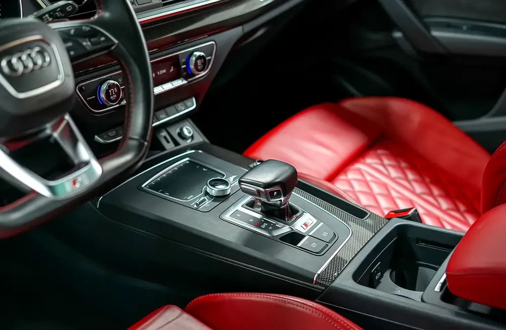 Aed 1,695/Month | Audi SQ5 quattro 2018 - GCC | Original Paint | Warranty - Image 11