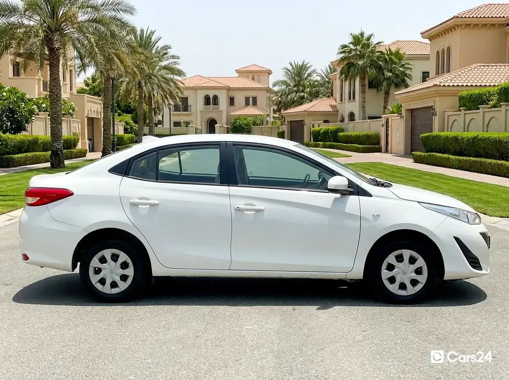 AED 611/month | 0 DP | Free 3 Months Warranty | Service History | 30 Day Return | TOYOTA YARIS 2022 - Image 5