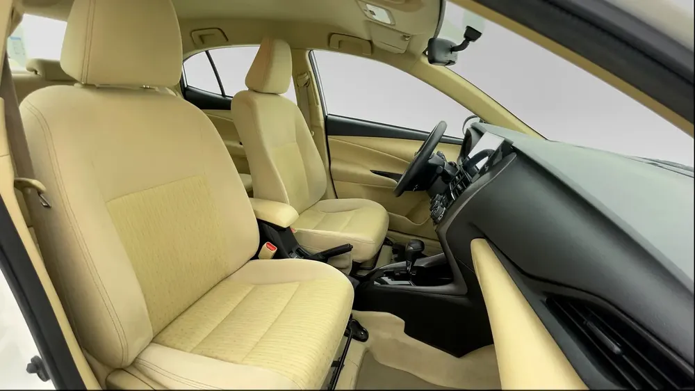 AED 611/month | 0 DP | Free 3 Months Warranty | Service History | 30 Day Return | TOYOTA YARIS 2022 - Image 6