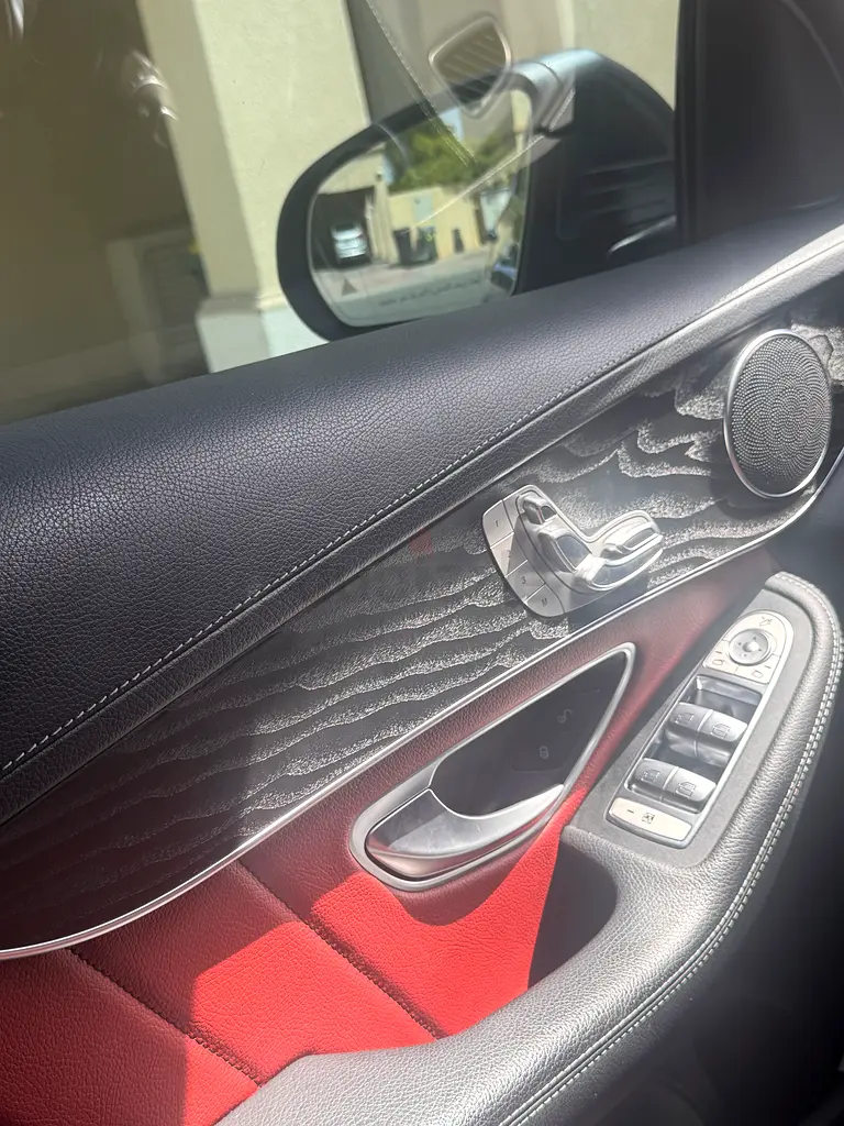 Mercedes-Benz GLC 200 – GCC Specs – Excellent Condition - Image 5