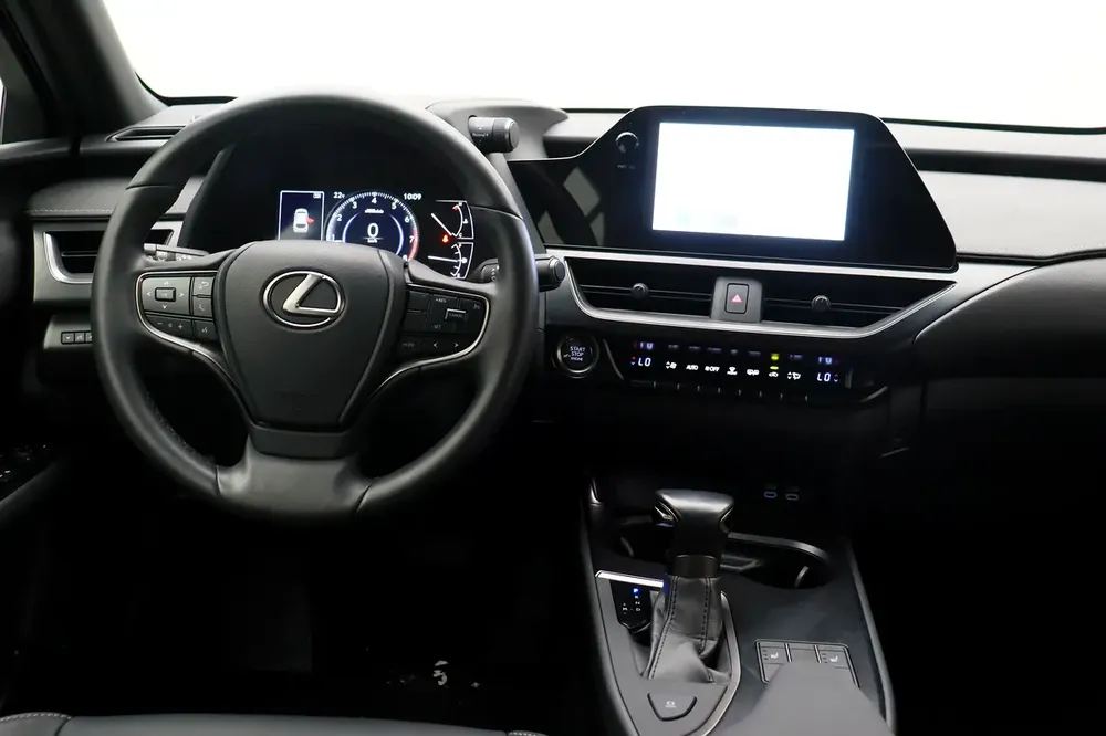 **Special offer** 2023 UX SUV P 2.0L CVT Premier - Image 10