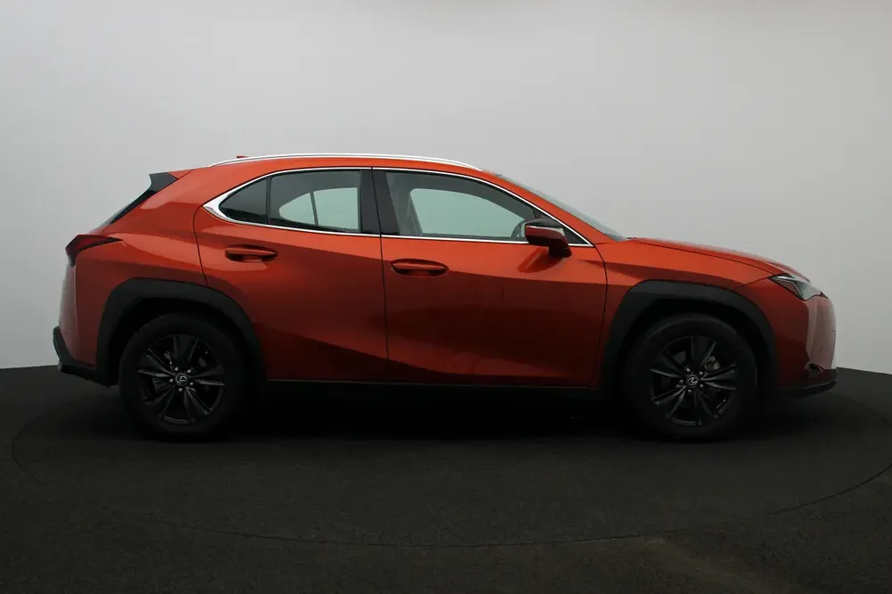 **Special offer** 2023 UX SUV P 2.0L CVT Premier - Image 5