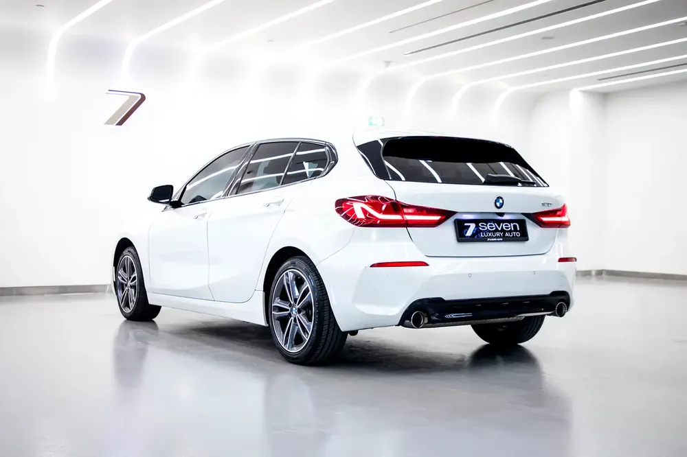 2021 | BMW 120i | BMW | GCC | WARRANTY | EXCELLENT CONDITION | BEST PRICE | - Image 5