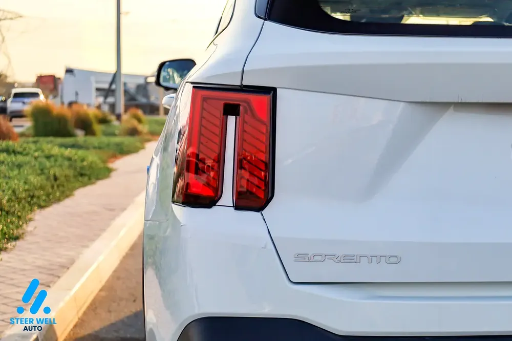 KIA Sorento 2025 | 7-Seater SUV | 2.5L Gasoline | 191HP | 4WD | 12.3” Dual Panoramic Display | LED - Image 12