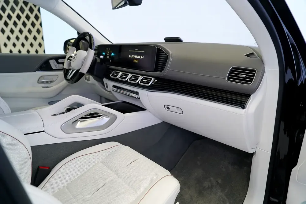 MERCEDES BENZ MAYBACH GLS 600 | REAR ENTERTAINMENT | LEG REST | BURMESTER AUDIO - Image 11