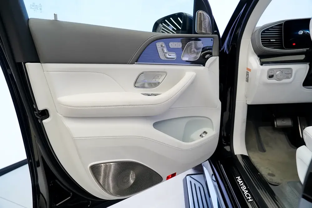 MERCEDES BENZ MAYBACH GLS 600 | REAR ENTERTAINMENT | LEG REST | BURMESTER AUDIO - Image 6