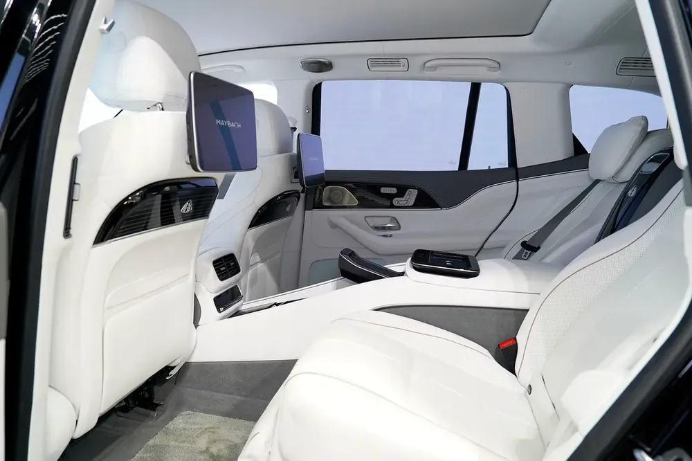 MERCEDES BENZ MAYBACH GLS 600 | REAR ENTERTAINMENT | LEG REST | BURMESTER AUDIO - Image 8