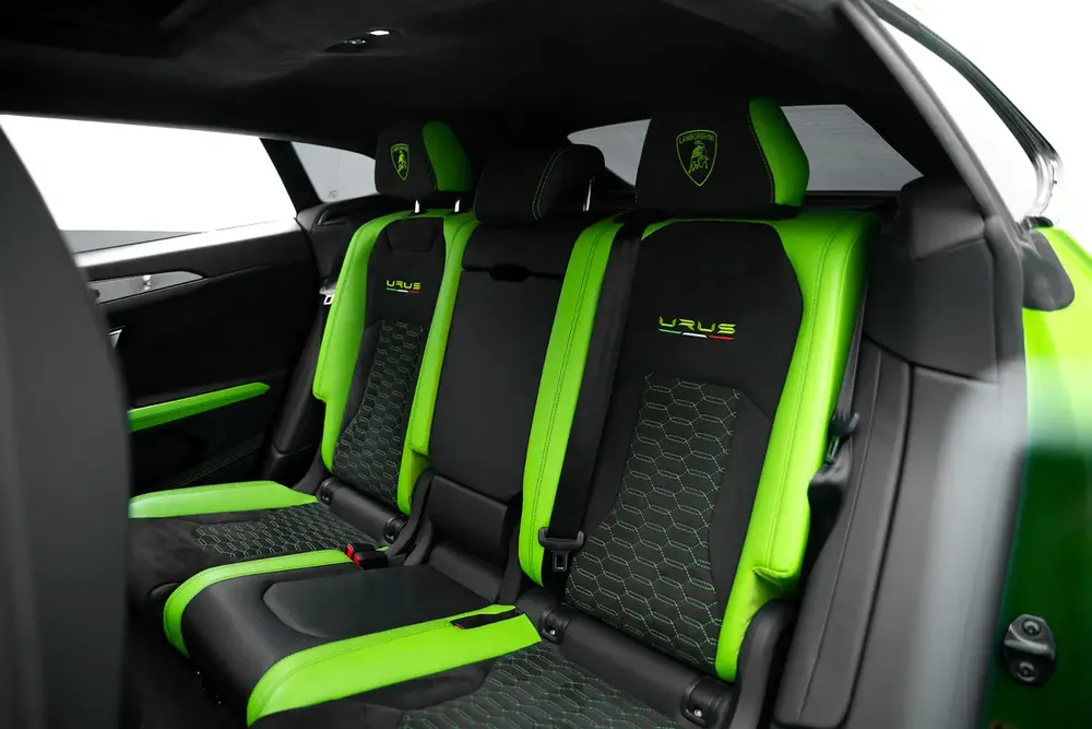2021 LAMBORGHINI URUS - Image 15