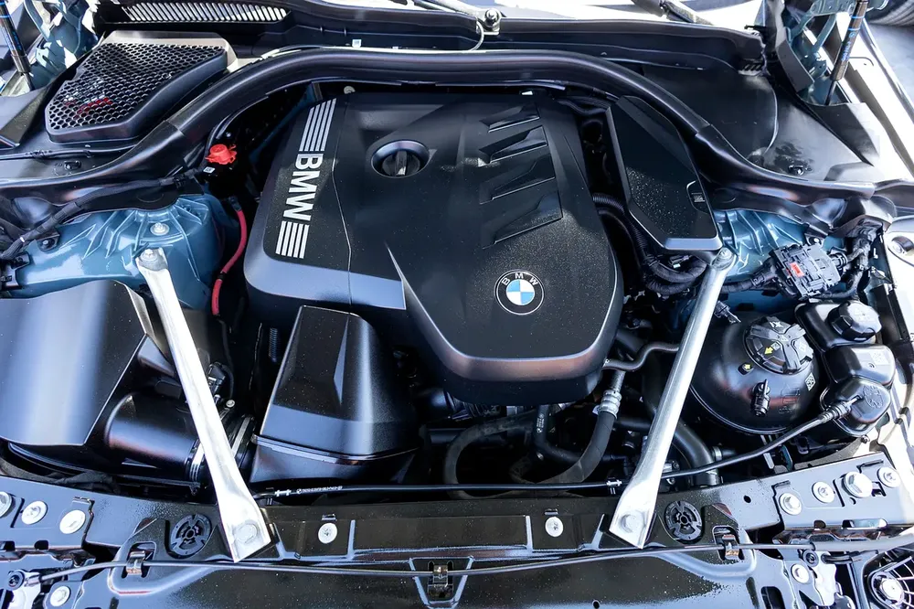 BMW 5 Series 520 2024 GCC specs - Image 10