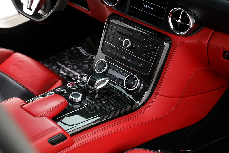 2011 Mercedes Benz SLS Amg Coupe | GCC | Low Mileage | Full Option | Excellent Condition | 6.2L V8 - Image 15
