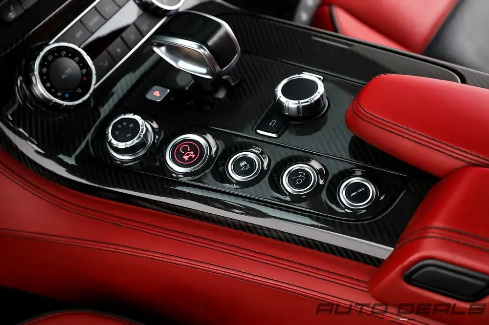 2011 Mercedes Benz SLS Amg Coupe | GCC | Low Mileage | Full Option | Excellent Condition | 6.2L V8 - Image 17