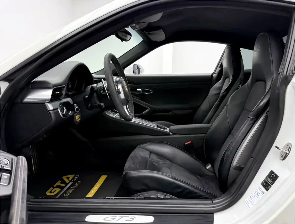 2014 Porsche 911 GT3, Full Porsche Service History, Excellent Condition, GCC - Image 11