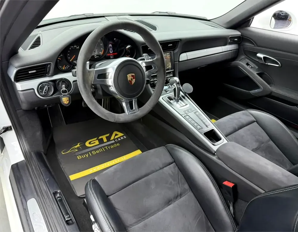 2014 Porsche 911 GT3, Full Porsche Service History, Excellent Condition, GCC - Image 8