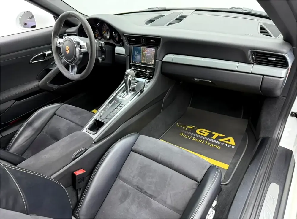 2014 Porsche 911 GT3, Full Porsche Service History, Excellent Condition, GCC - Image 9