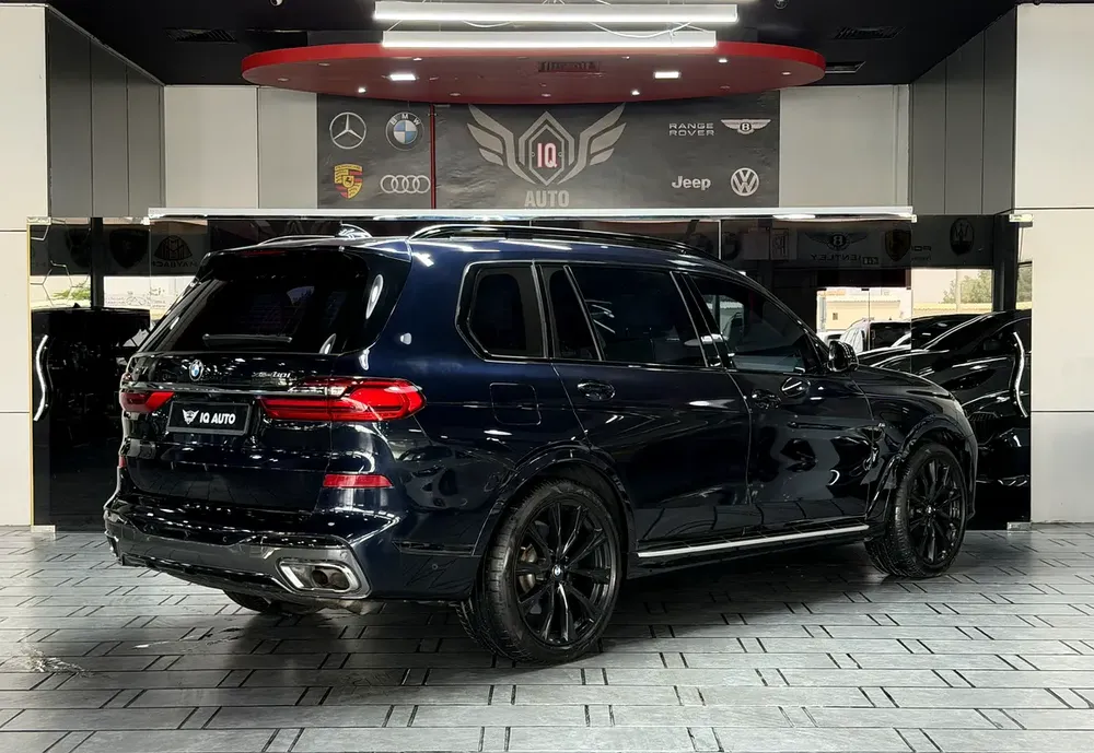 AED 2,255 P.M | 2019 BMW X7 xDrive50i M Sport | Under Warranty | GCC | - Image 4