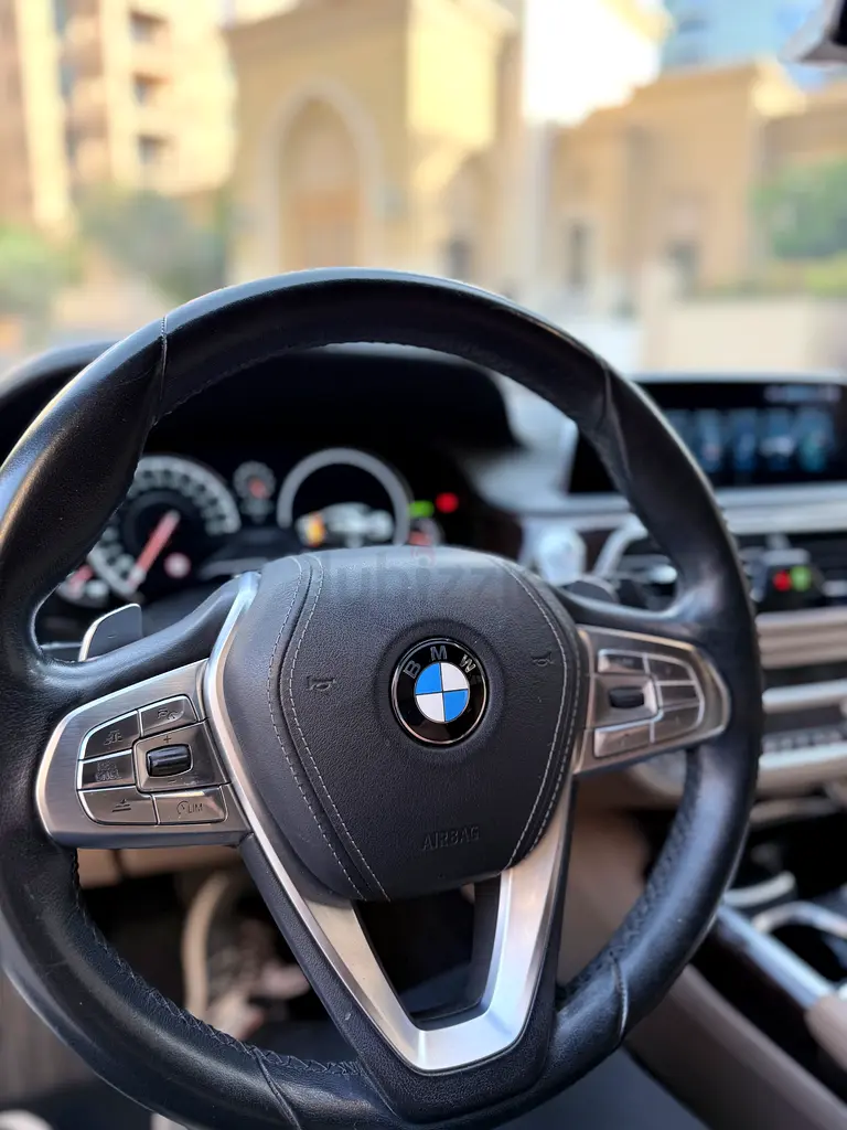 BMW 7-Series 740Li 2015 GCC Specs - Pristine Condition - Image 6