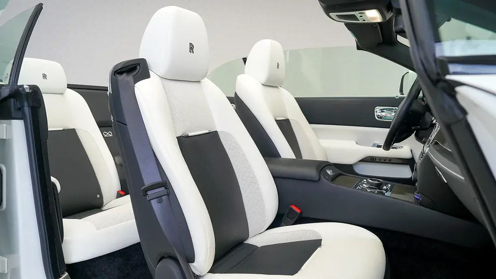 Dawn Black Badge | AED 25,332 PM | Up to 3 Years Warranty | - Image 5
