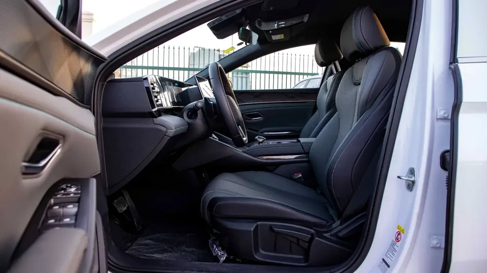 BYD Qin L DM-i 80KM INTELLIGENT DRIVING LEADING EDITION | 2025 | with 5 Years EVS Warranty - Image 14