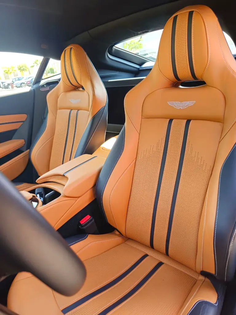 2023 Aston Martin Vantage | Agency Warranty | Delivery Mileage  , GCC - Image 11