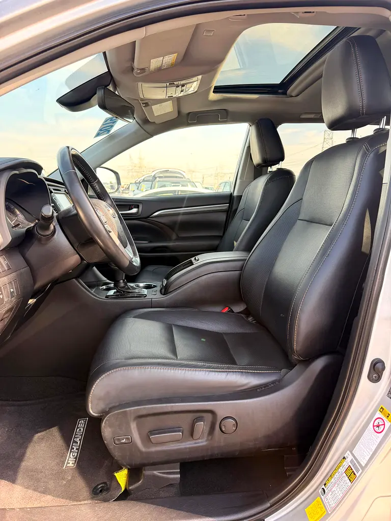 Toyota Highlander Limited 2019 -  FULL OPTION - Image 12