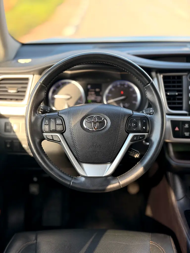 Toyota Highlander Limited 2019 -  FULL OPTION - Image 6