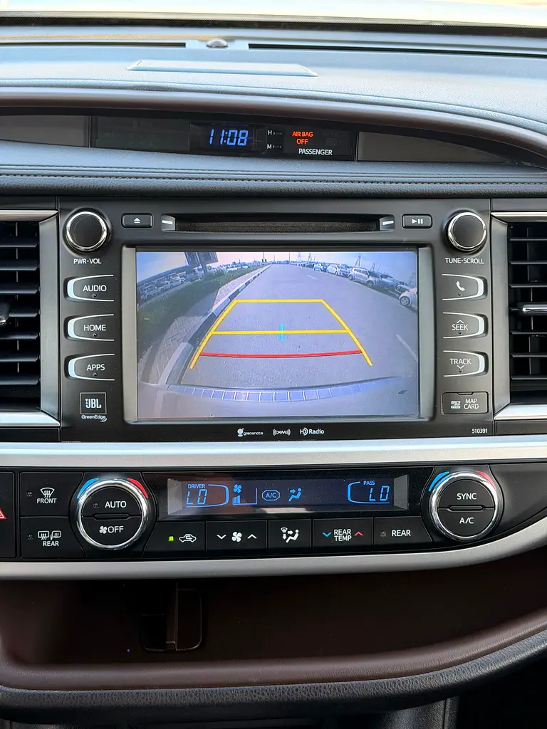 Toyota Highlander Limited 2019 -  FULL OPTION - Image 8