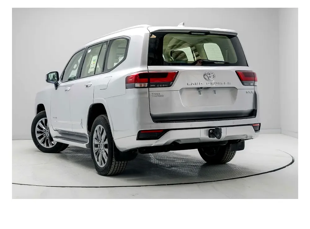 Toyota Land Cruiser GXR 3.5L TT GCC Specs - Image 5