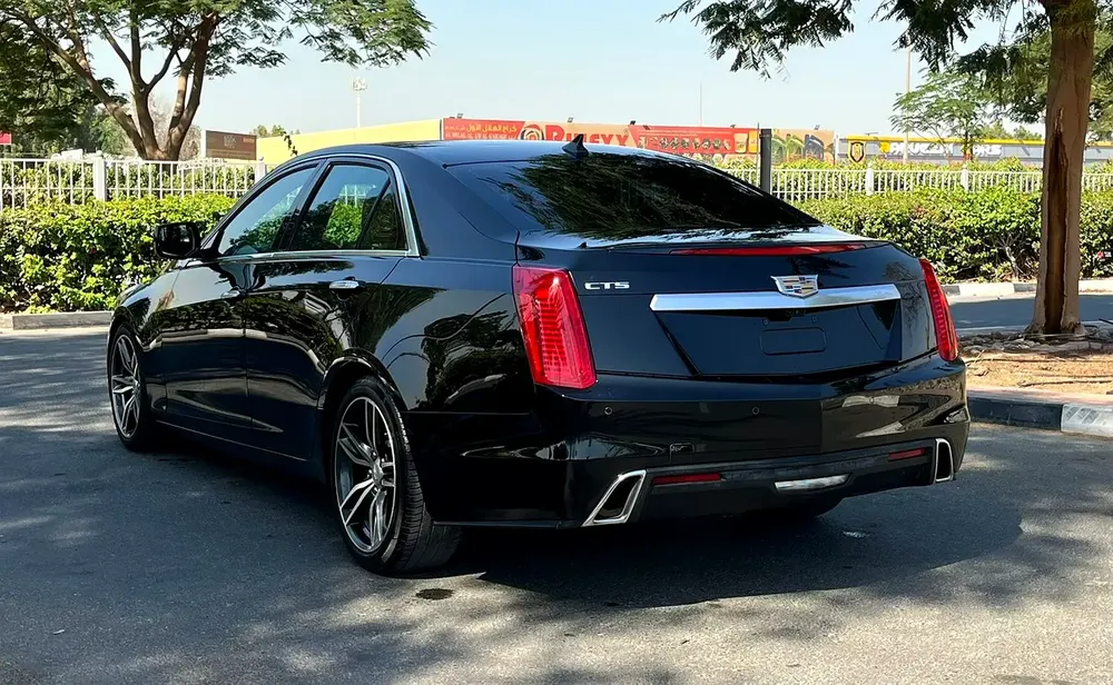 Cadillac CT5 Gcc full option  with services  history - Image 5