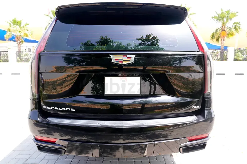 2022 Cadillac Escalade | 6.2 | Premium Luxury - Image 7