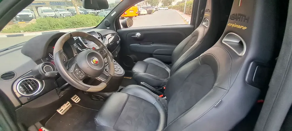 ABARTH 595 SCORPIONEORO 2022 FULL OPTION WARRANTY AGENCY AL GHANDI +ORGINAL PAINT 100% 1ST OWN 2KEYS - Image 11