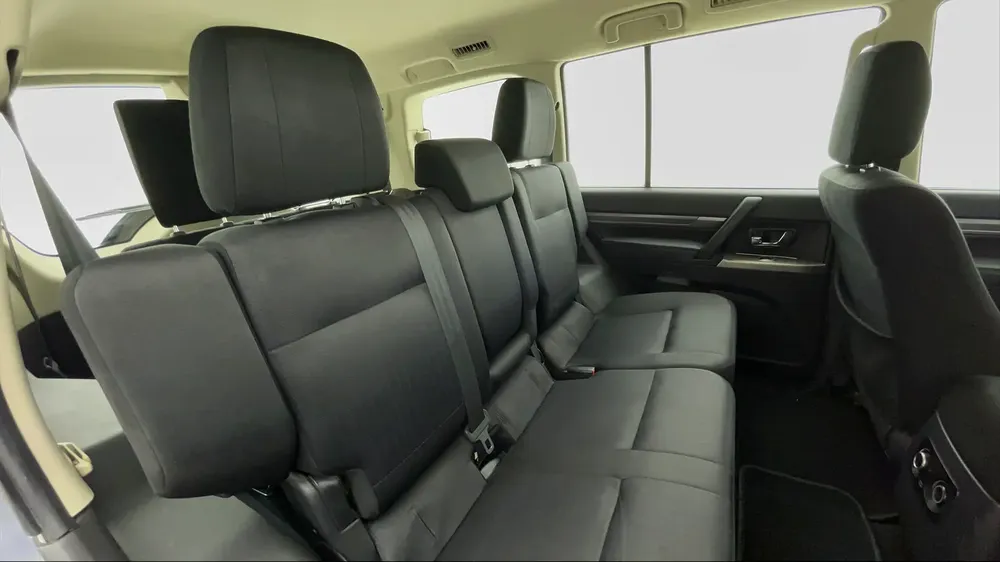 AED 897/m | 0 DP | Free 1 Month Warranty | Service History | 30 Day Return | MITSUBISHI PAJERO 2020 - Image 10