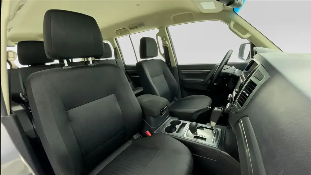 AED 897/m | 0 DP | Free 1 Month Warranty | Service History | 30 Day Return | MITSUBISHI PAJERO 2020 - Image 6
