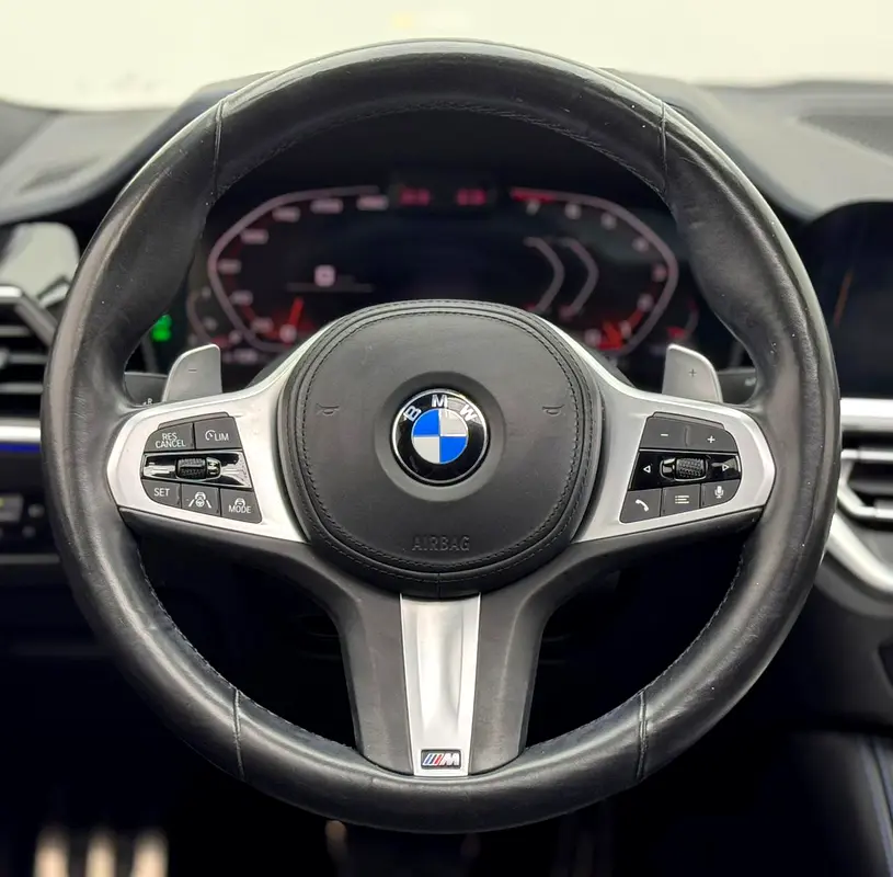 2022 BMW M440i xDrive, 29 / 11 / 2026 BMW Warranty and Service Pack, BMW Service History, GCC - Image 9