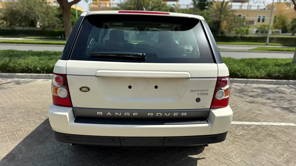 Land Rover Range Rover Sport HSE 2008 - GCC Specs - Image 4