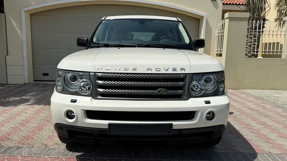 Land Rover Range Rover Sport HSE 2008 - GCC Specs - Image 5
