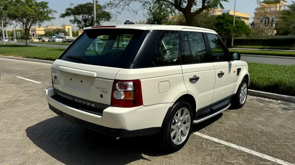 Land Rover Range Rover Sport HSE 2008 - GCC Specs - Image 7