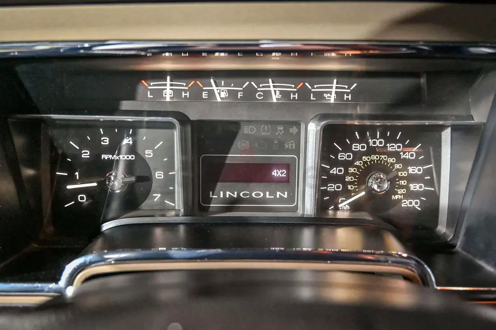 Inspected Car | 2013 Lincoln Navigator  | GCC Specs | Ref#415831 - Image 20
