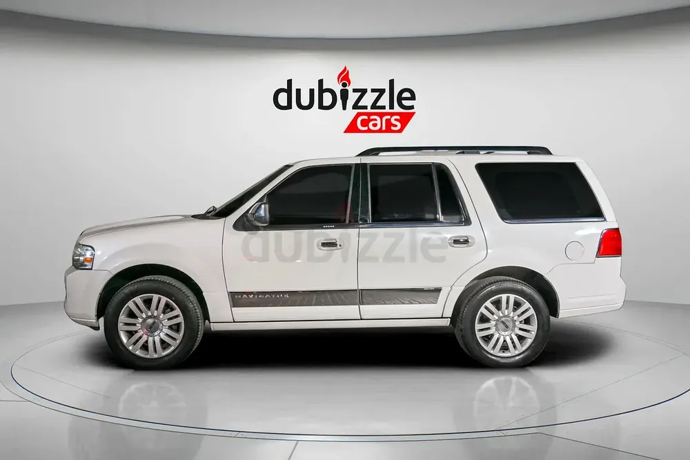 Inspected Car | 2013 Lincoln Navigator  | GCC Specs | Ref#415831 - Image 5