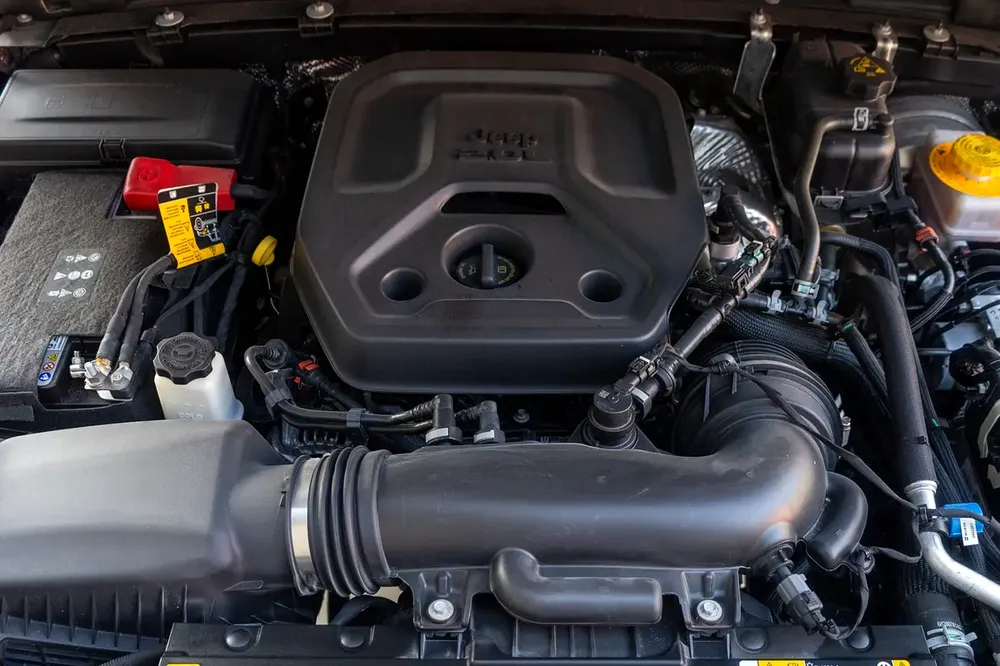 Jeep Wrangler Sport (LOW MILEAGE) 2025 GCC | Agency Warranty | Service Contract - Image 11