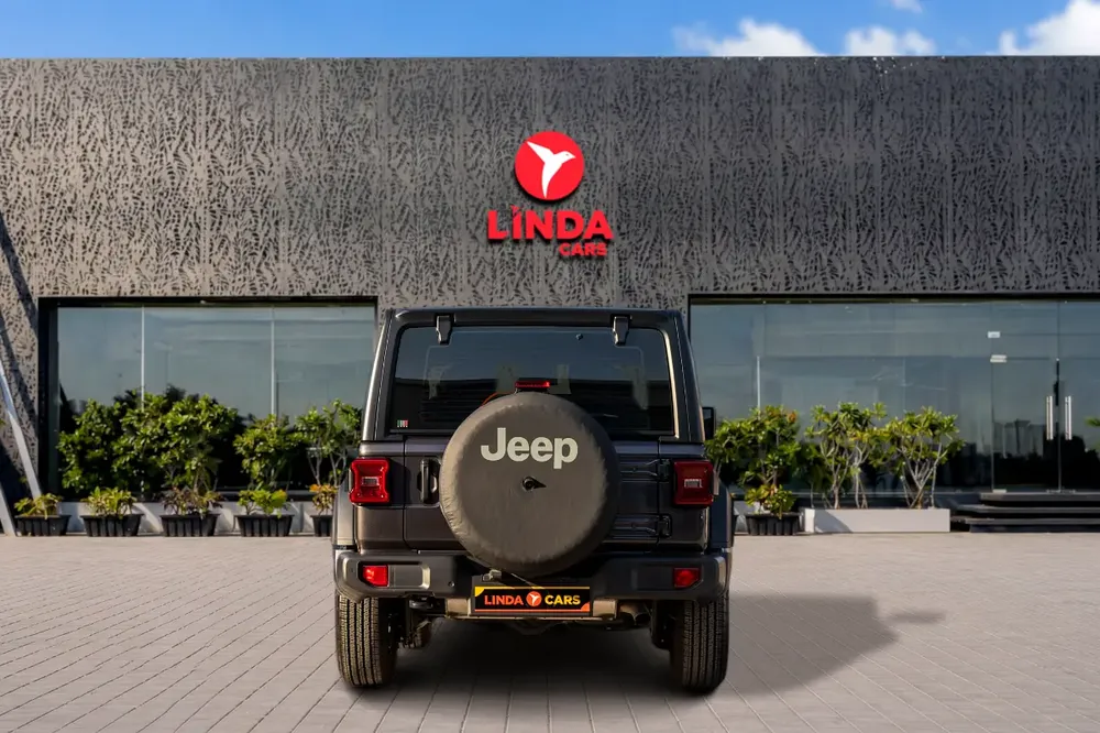 Jeep Wrangler Sport (LOW MILEAGE) 2025 GCC | Agency Warranty | Service Contract - Image 4